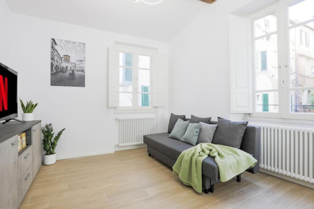 *New Attic*-Lucca Citycenter-Balcony-Netflix Buitenkant foto