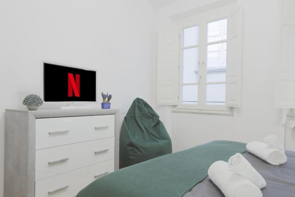 *New Attic*-Lucca Citycenter-Balcony-Netflix Buitenkant foto